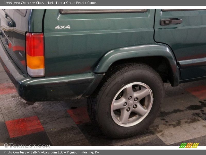 Forest Green Pearl / Camel 1999 Jeep Cherokee Classic 4x4