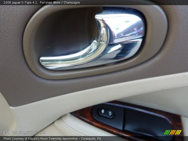 Porcelain White / Champagne 2008 Jaguar S-Type 4.2