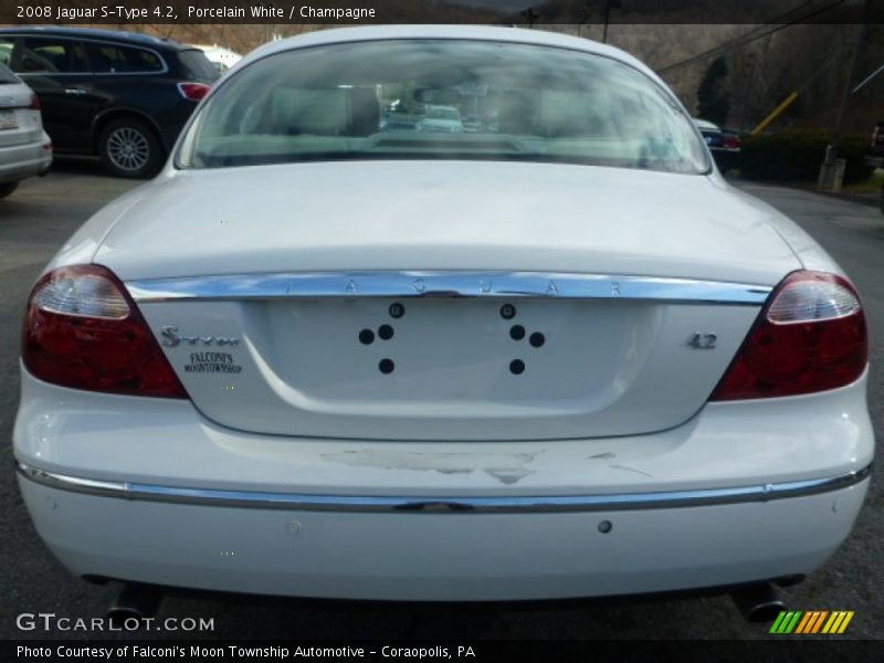 Porcelain White / Champagne 2008 Jaguar S-Type 4.2