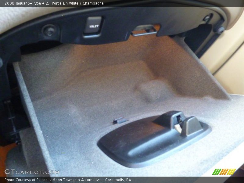 Porcelain White / Champagne 2008 Jaguar S-Type 4.2