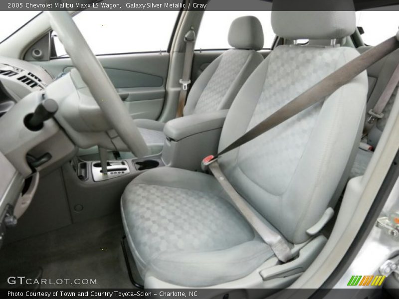 Front Seat of 2005 Malibu Maxx LS Wagon