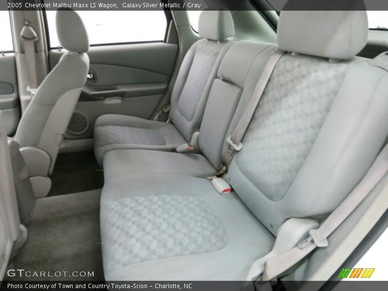 Rear Seat of 2005 Malibu Maxx LS Wagon