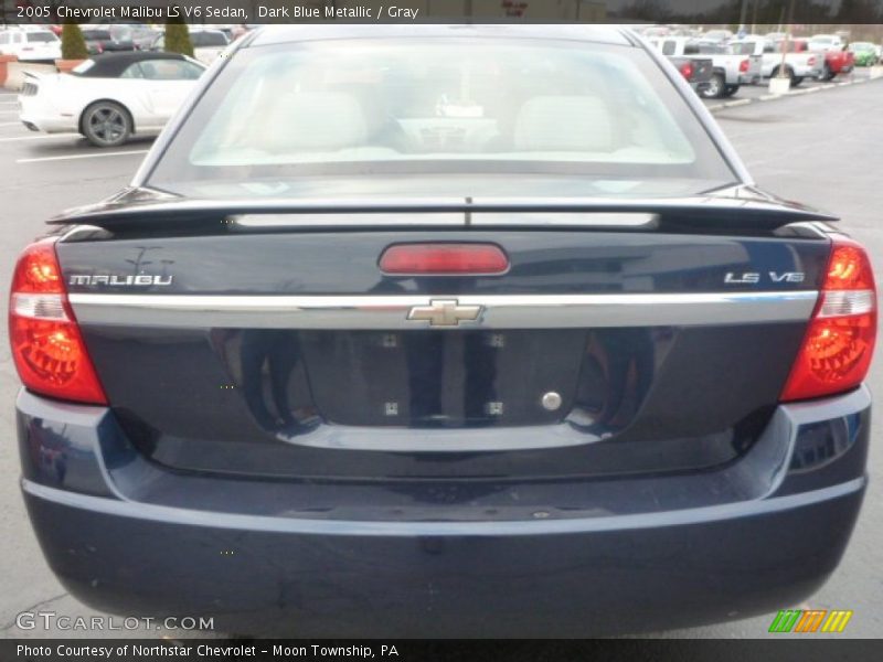 Dark Blue Metallic / Gray 2005 Chevrolet Malibu LS V6 Sedan