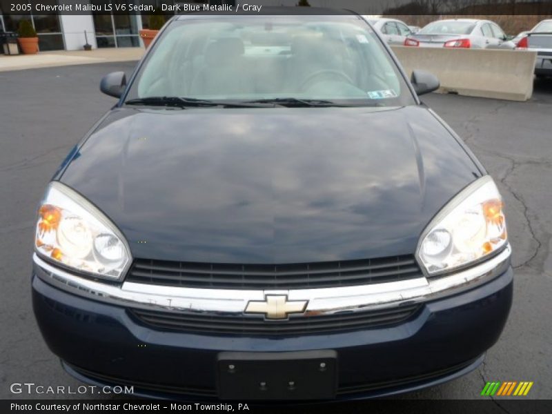 Dark Blue Metallic / Gray 2005 Chevrolet Malibu LS V6 Sedan