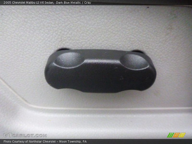 Dark Blue Metallic / Gray 2005 Chevrolet Malibu LS V6 Sedan