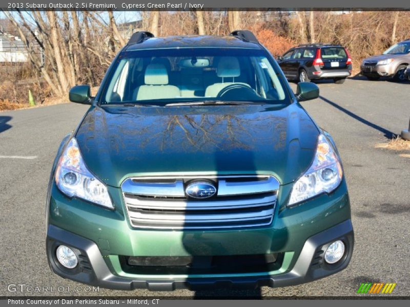 Cypress Green Pearl / Ivory 2013 Subaru Outback 2.5i Premium