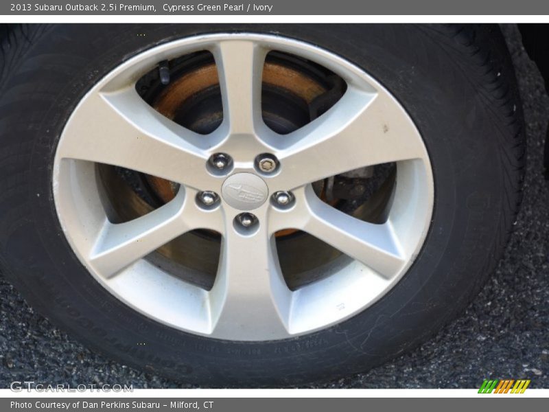 Cypress Green Pearl / Ivory 2013 Subaru Outback 2.5i Premium