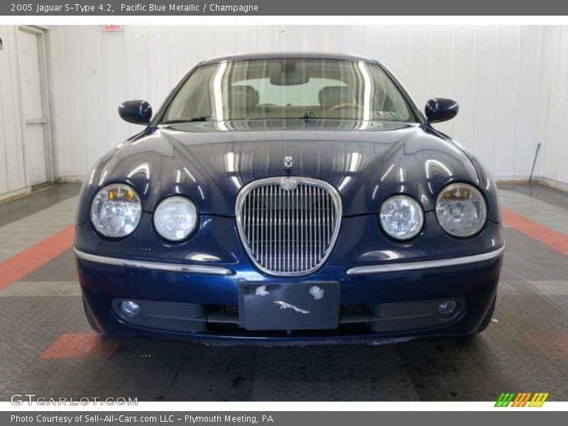 Pacific Blue Metallic / Champagne 2005 Jaguar S-Type 4.2
