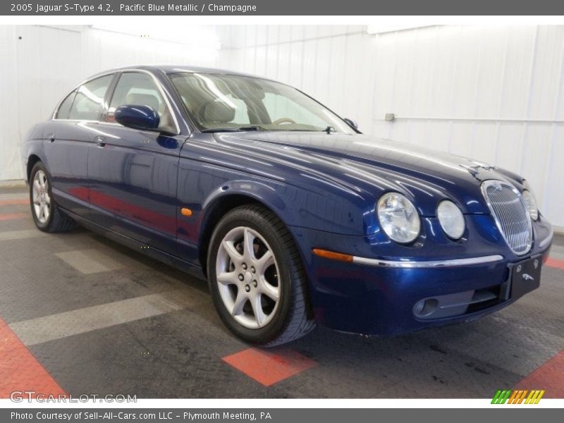 Pacific Blue Metallic / Champagne 2005 Jaguar S-Type 4.2