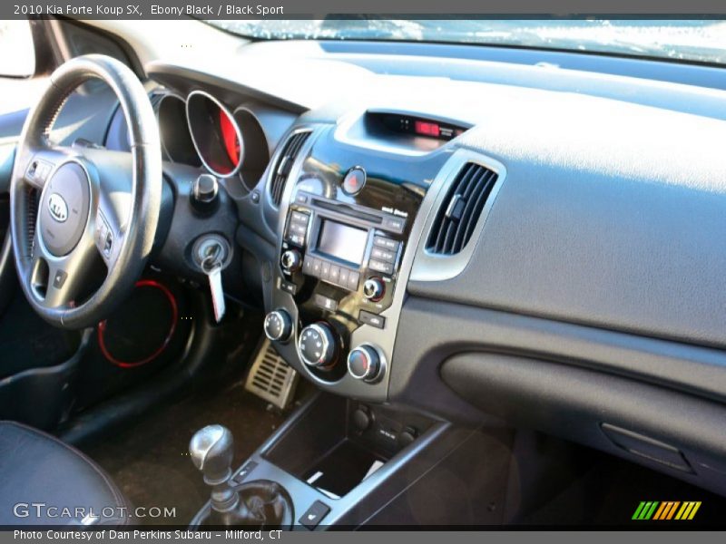 Ebony Black / Black Sport 2010 Kia Forte Koup SX