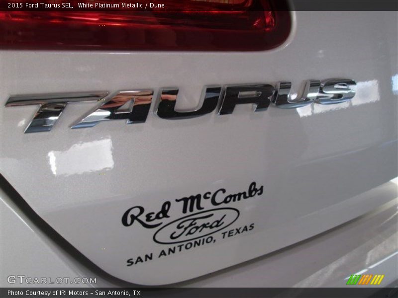 White Platinum Metallic / Dune 2015 Ford Taurus SEL