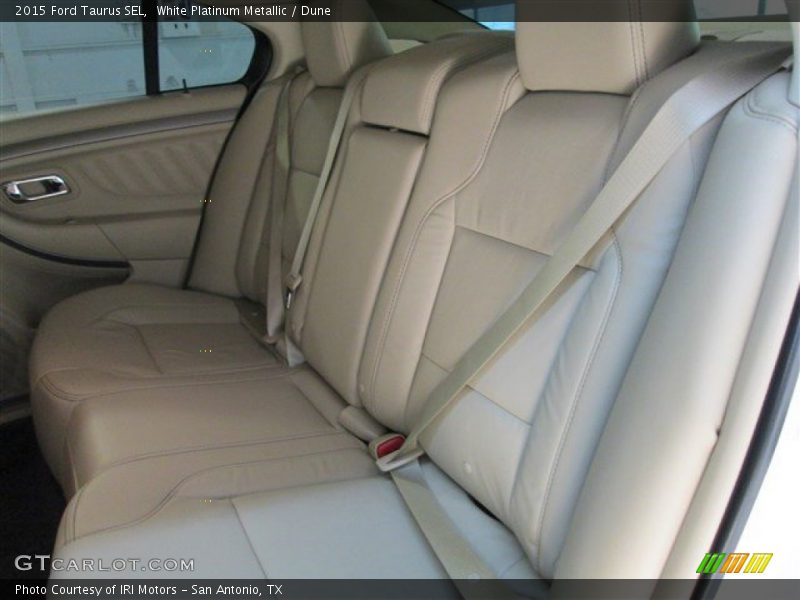 White Platinum Metallic / Dune 2015 Ford Taurus SEL