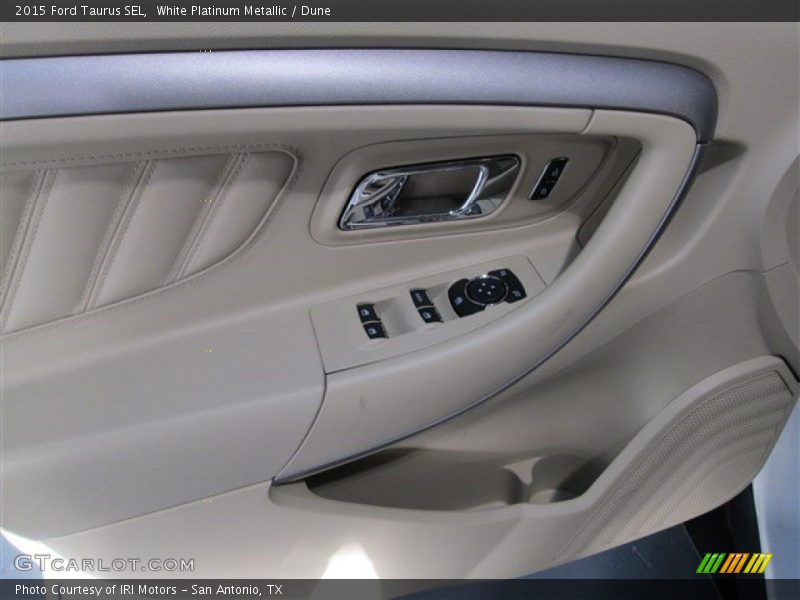 White Platinum Metallic / Dune 2015 Ford Taurus SEL