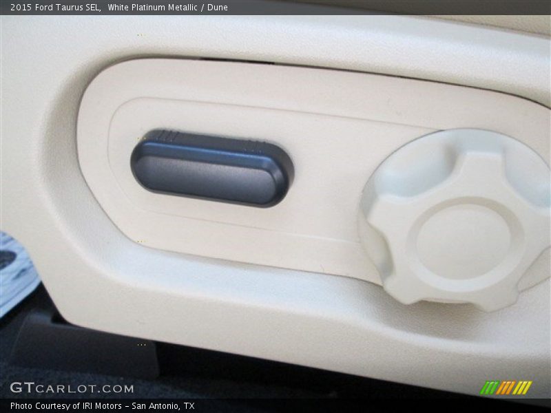 White Platinum Metallic / Dune 2015 Ford Taurus SEL