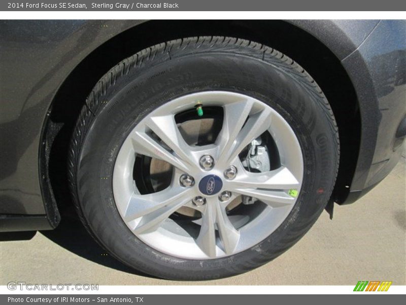 Sterling Gray / Charcoal Black 2014 Ford Focus SE Sedan