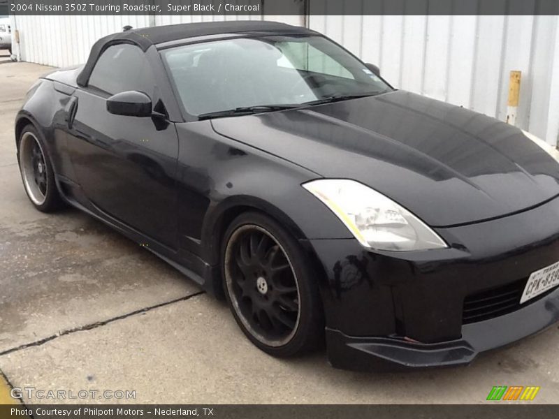 Super Black / Charcoal 2004 Nissan 350Z Touring Roadster