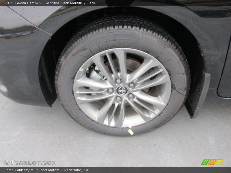 Attitude Black Metallic / Black 2015 Toyota Camry SE