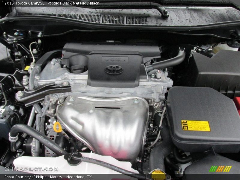 Attitude Black Metallic / Black 2015 Toyota Camry SE