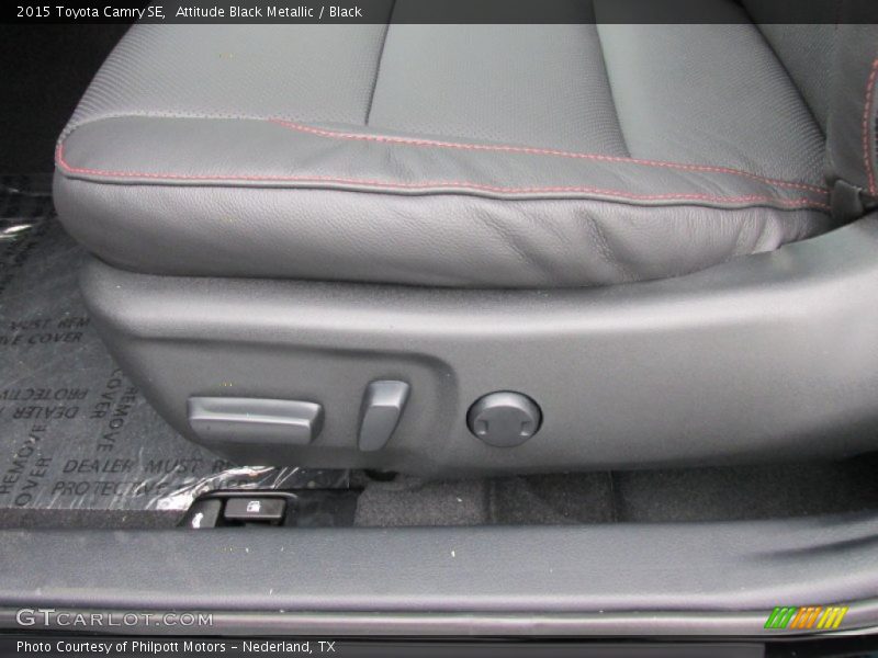 Attitude Black Metallic / Black 2015 Toyota Camry SE