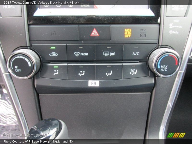 Attitude Black Metallic / Black 2015 Toyota Camry SE