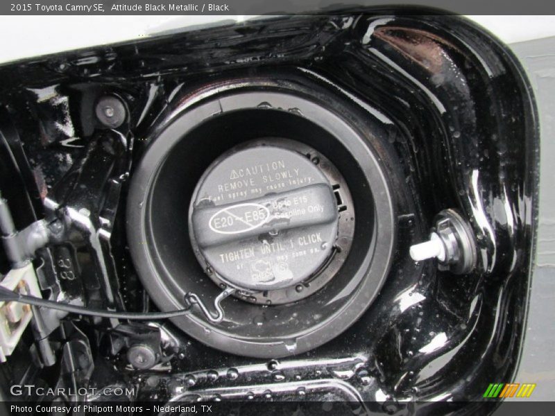 Attitude Black Metallic / Black 2015 Toyota Camry SE