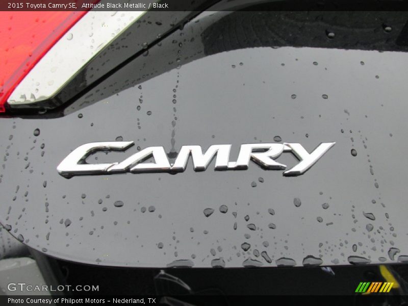 Attitude Black Metallic / Black 2015 Toyota Camry SE