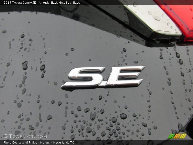 Attitude Black Metallic / Black 2015 Toyota Camry SE