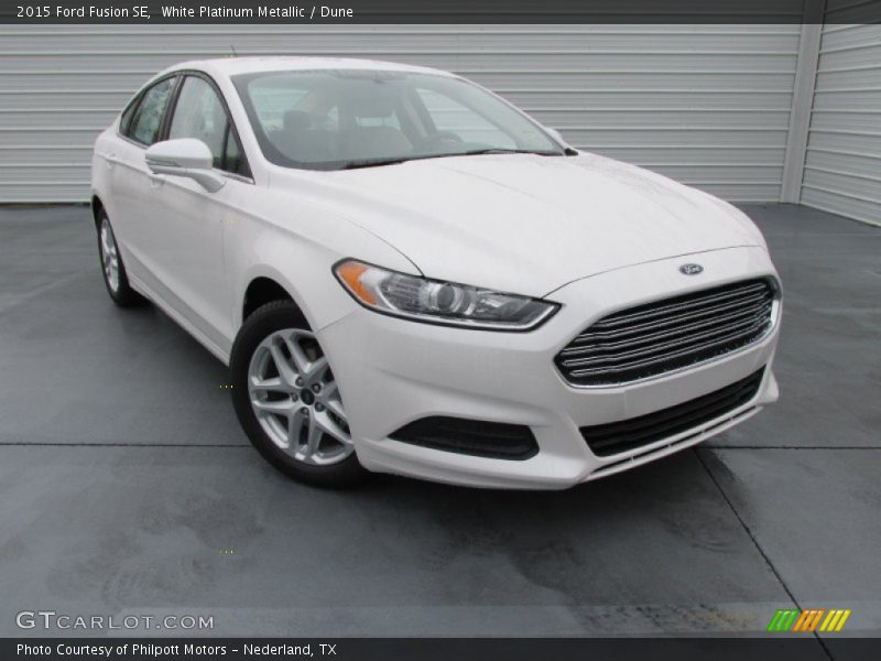 White Platinum Metallic / Dune 2015 Ford Fusion SE