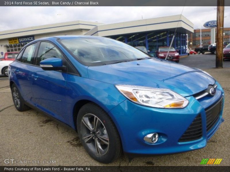 Blue Candy / Charcoal Black 2014 Ford Focus SE Sedan