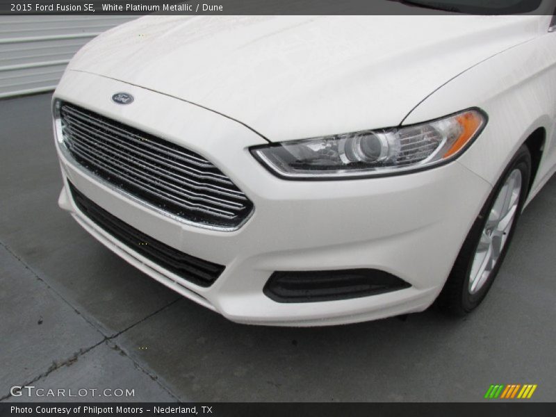 White Platinum Metallic / Dune 2015 Ford Fusion SE