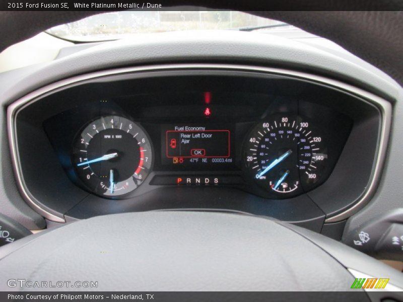 White Platinum Metallic / Dune 2015 Ford Fusion SE