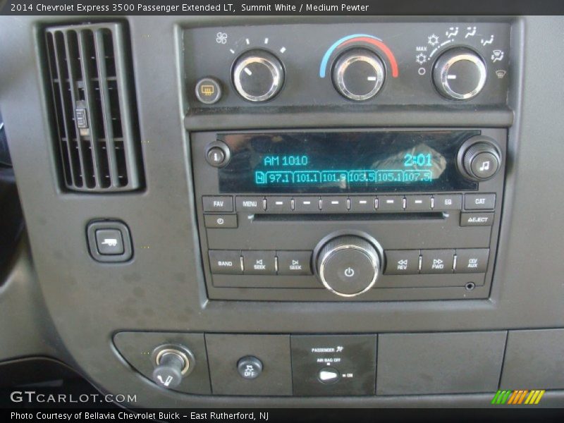 Summit White / Medium Pewter 2014 Chevrolet Express 3500 Passenger Extended LT