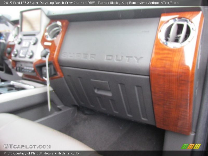 Tuxedo Black / King Ranch Mesa Antique Affect/Black 2015 Ford F350 Super Duty King Ranch Crew Cab 4x4 DRW