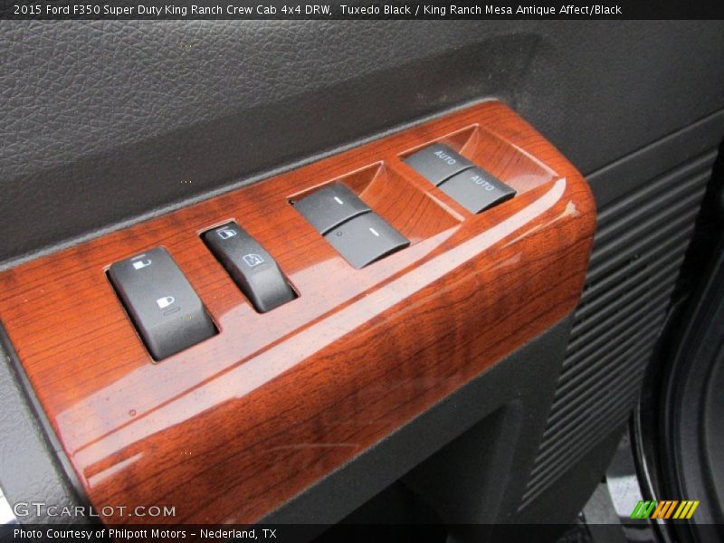 Tuxedo Black / King Ranch Mesa Antique Affect/Black 2015 Ford F350 Super Duty King Ranch Crew Cab 4x4 DRW