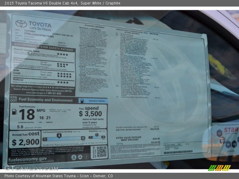 Super White / Graphite 2015 Toyota Tacoma V6 Double Cab 4x4