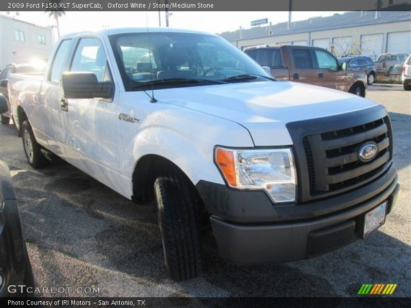 Oxford White / Stone/Medium Stone 2009 Ford F150 XLT SuperCab