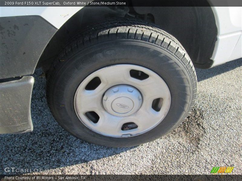 Oxford White / Stone/Medium Stone 2009 Ford F150 XLT SuperCab