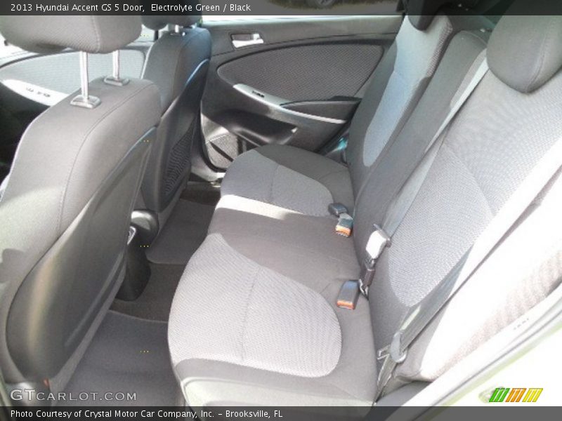 Electrolyte Green / Black 2013 Hyundai Accent GS 5 Door