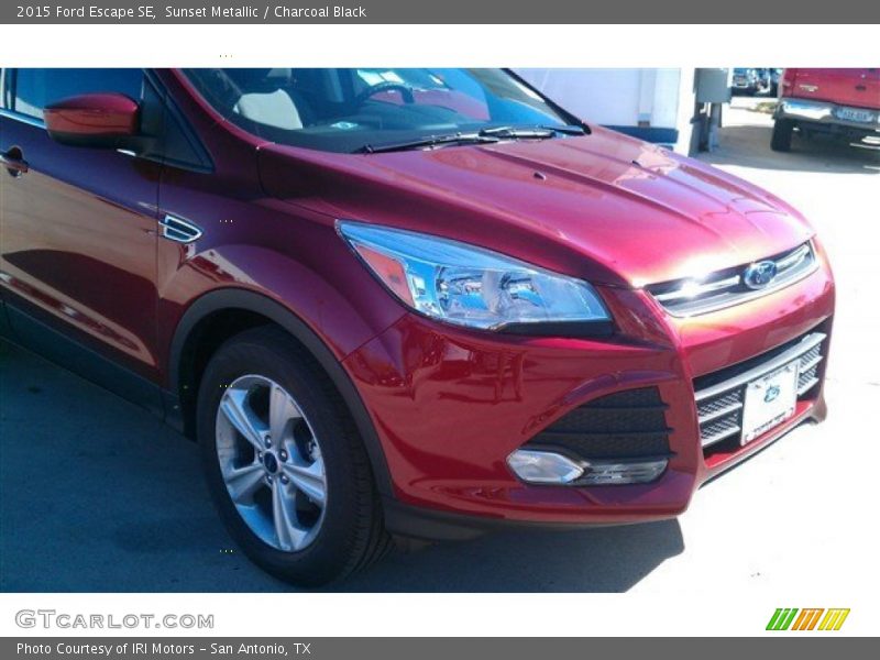 Sunset Metallic / Charcoal Black 2015 Ford Escape SE