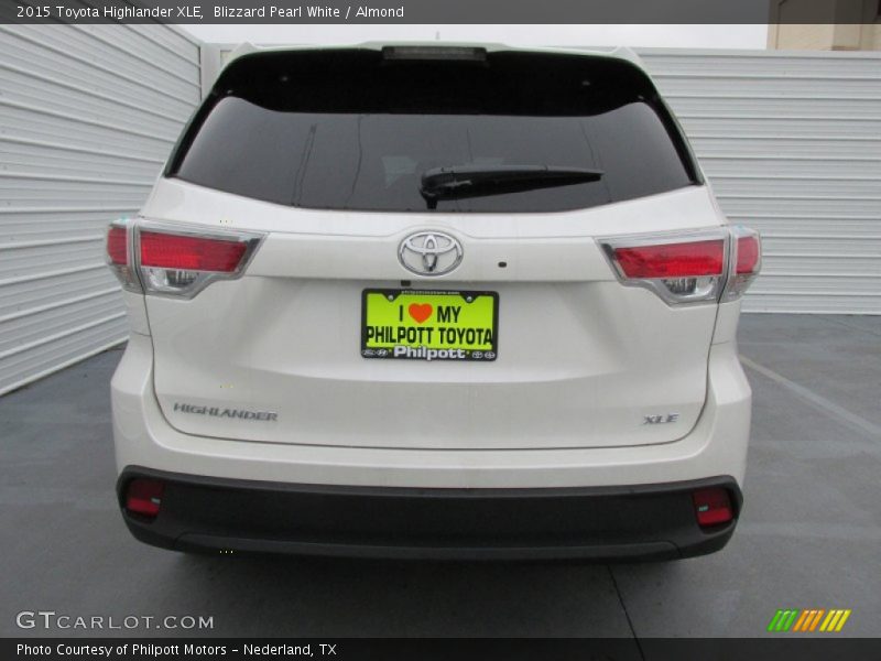 Blizzard Pearl White / Almond 2015 Toyota Highlander XLE
