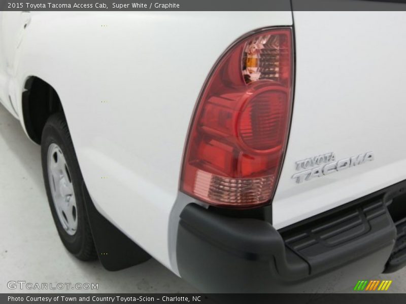Super White / Graphite 2015 Toyota Tacoma Access Cab