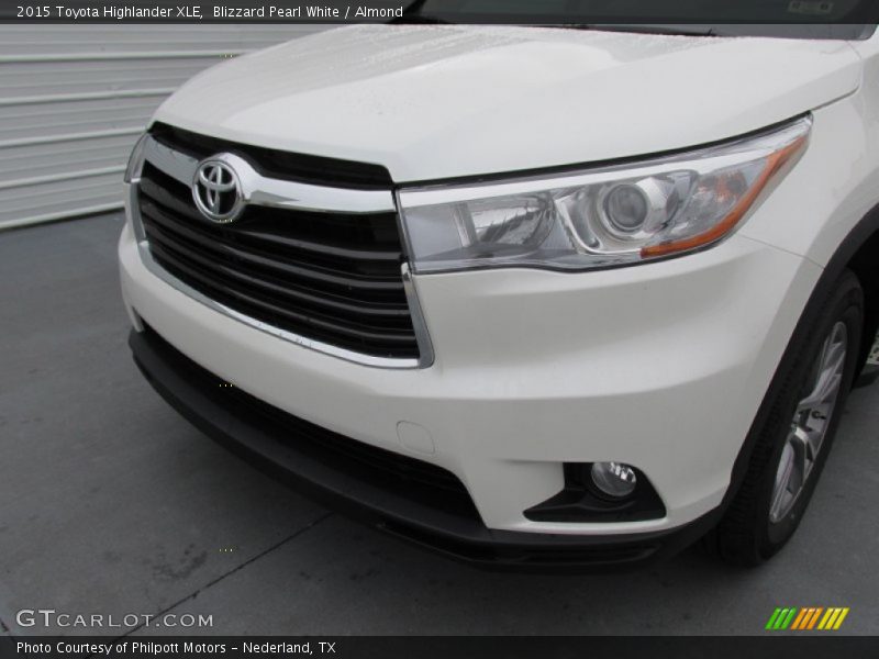 Blizzard Pearl White / Almond 2015 Toyota Highlander XLE