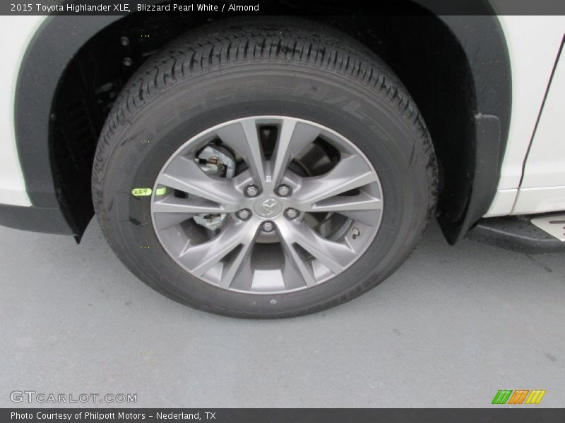 Blizzard Pearl White / Almond 2015 Toyota Highlander XLE