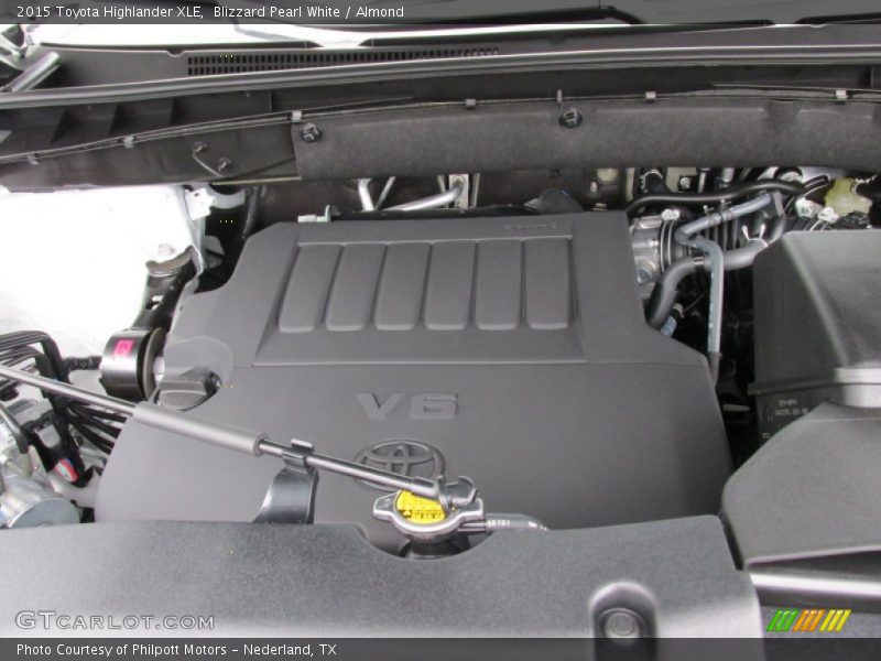 Blizzard Pearl White / Almond 2015 Toyota Highlander XLE