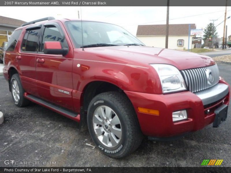 Vivid Red / Charcoal Black 2007 Mercury Mountaineer AWD