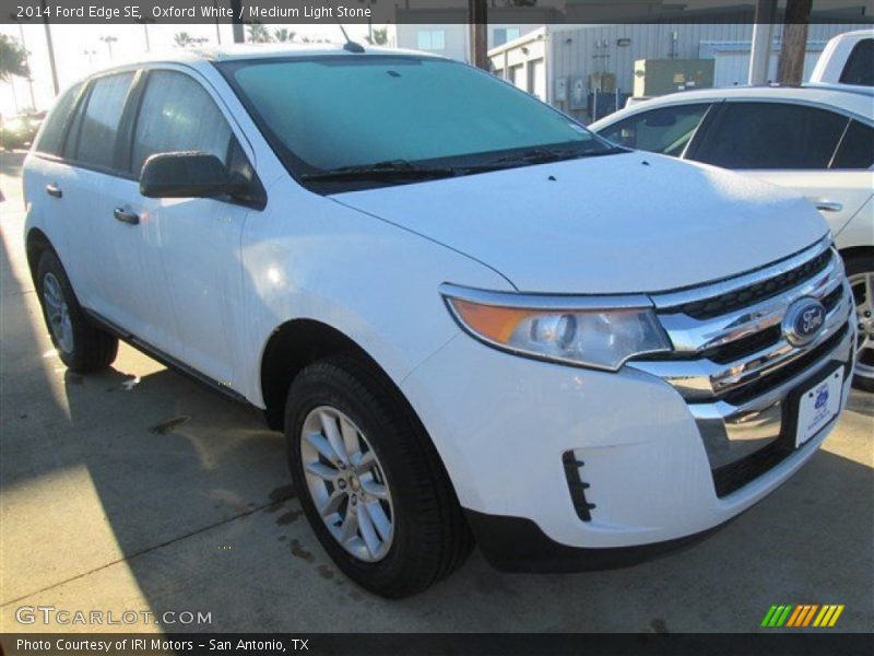 Oxford White / Medium Light Stone 2014 Ford Edge SE