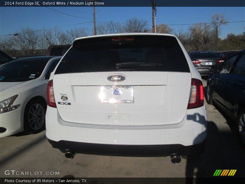 Oxford White / Medium Light Stone 2014 Ford Edge SE
