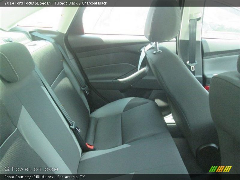 Tuxedo Black / Charcoal Black 2014 Ford Focus SE Sedan