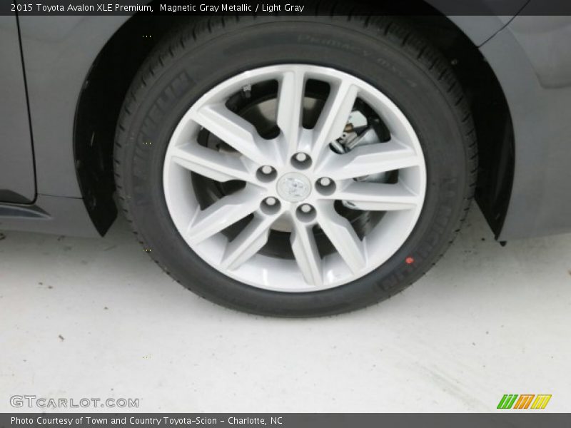 Magnetic Gray Metallic / Light Gray 2015 Toyota Avalon XLE Premium