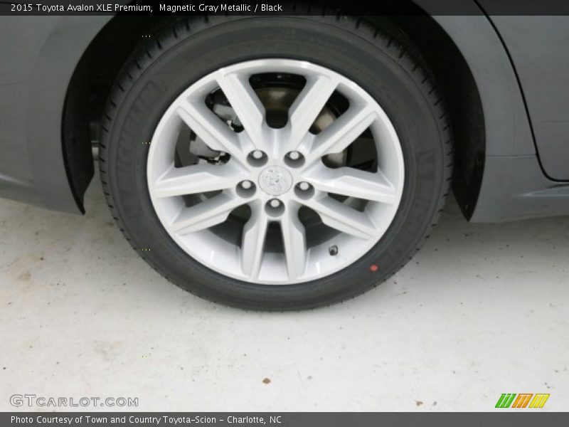 Magnetic Gray Metallic / Black 2015 Toyota Avalon XLE Premium